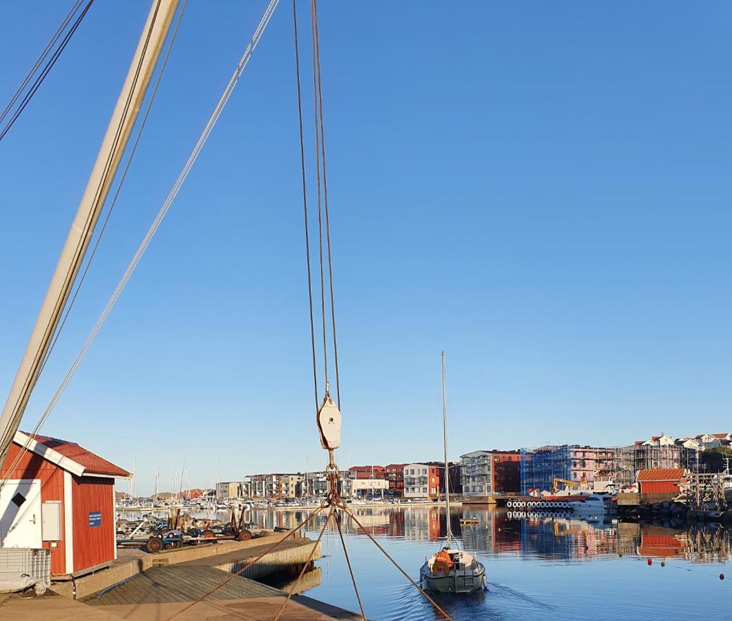 50 M Till Bad I Centrala Skaerhamn Bagian luar foto